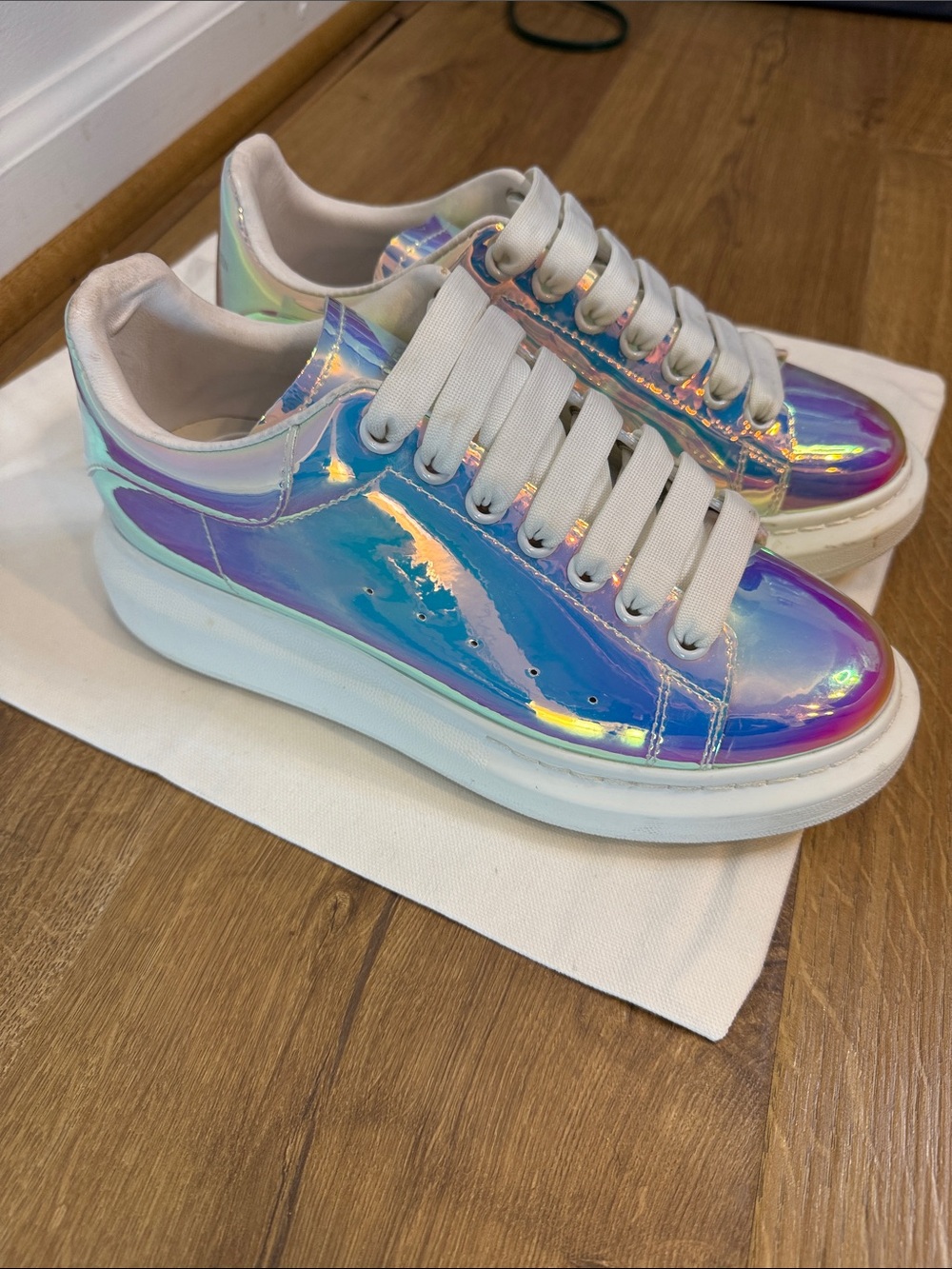 Alexander McQueen Women's Iridescent Platform Sneaker - White/Iridescent